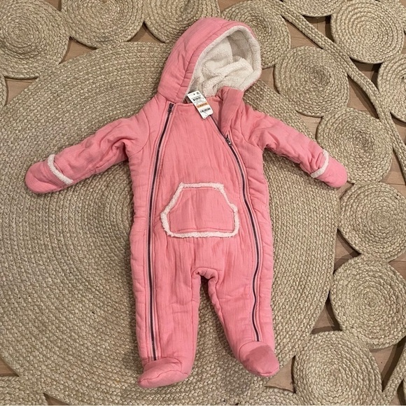 First Impressions Baby Boys & Girls Hooded Footed Bunting Snowsuit 12m pink NWT - Picture 2 of 6
